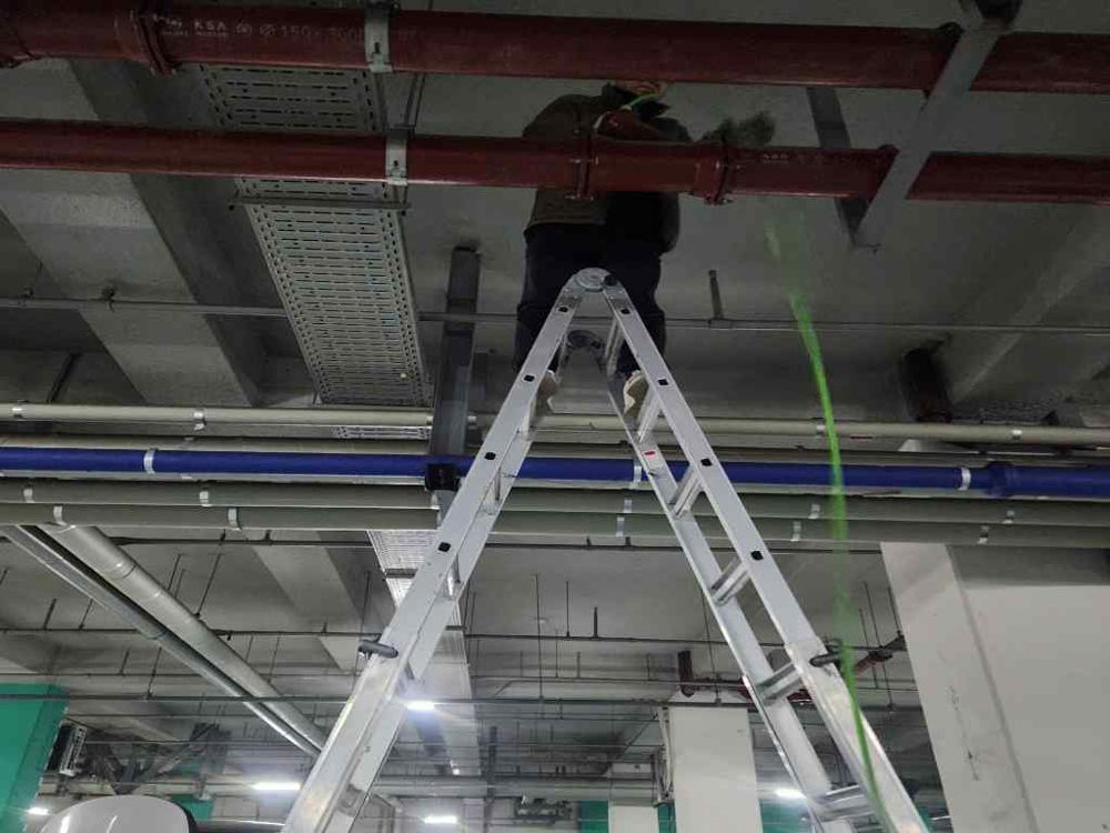 오산 지하주차장 천장 배관 고압세척